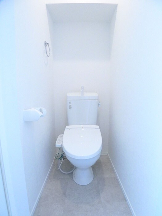 物件内観写真15　(トイレ)