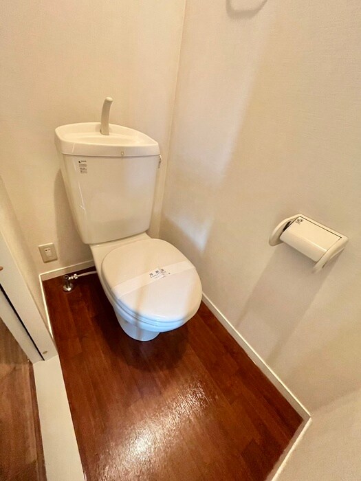 物件内観写真10　(トイレ)