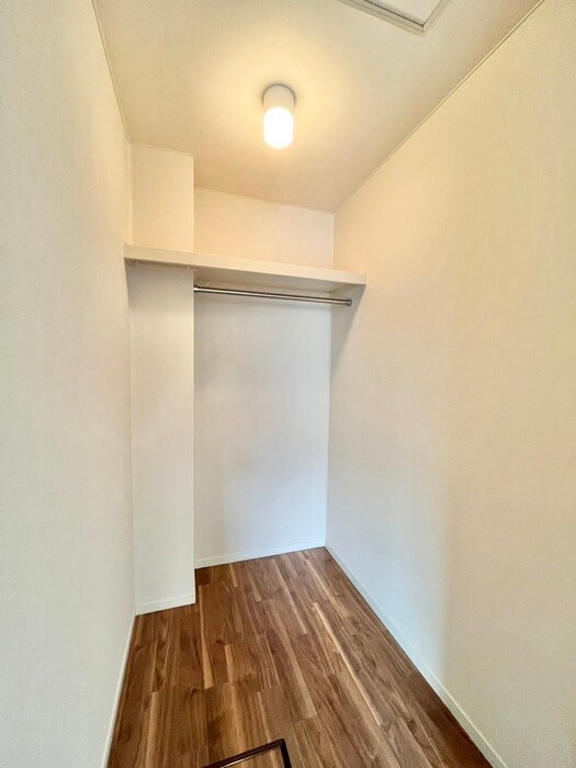 物件内観写真13　(収納)