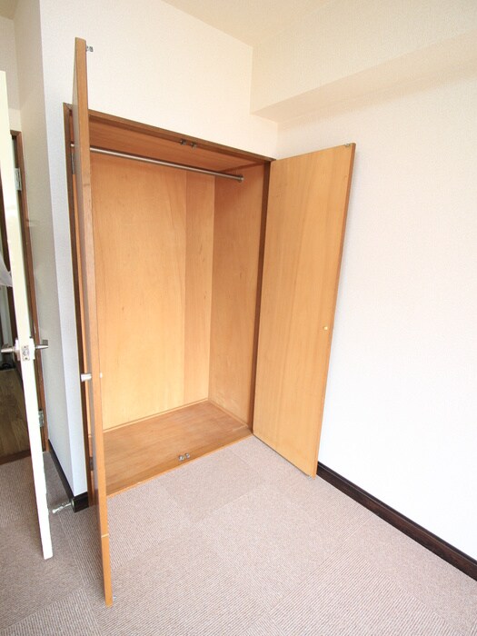 物件内観写真9　(収納)