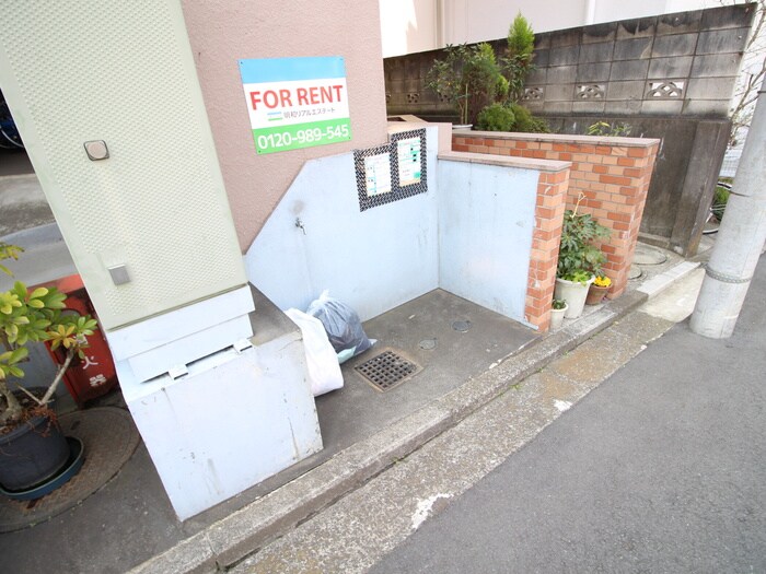 物件外観写真6　(建物設備)