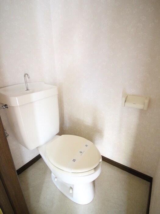 物件内観写真9　(トイレ)