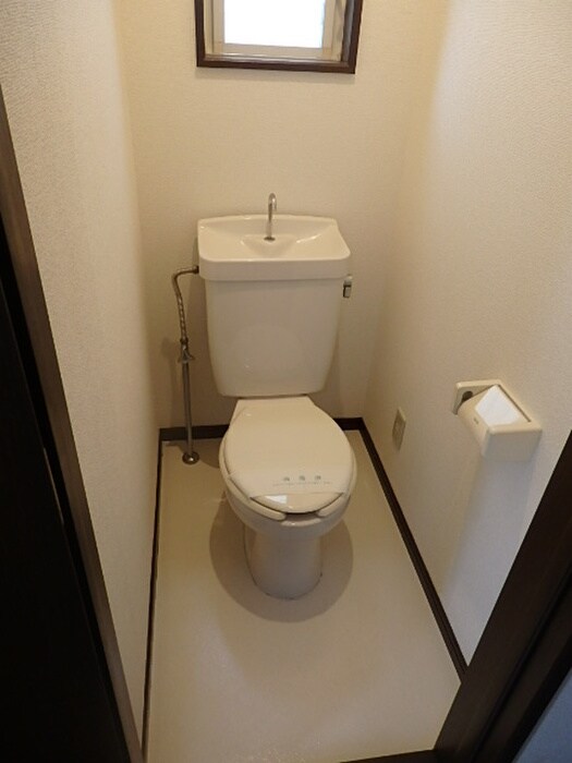 物件内観写真11　(トイレ)