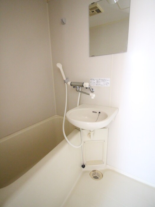 物件内観写真11　(バス／シャワールーム等)