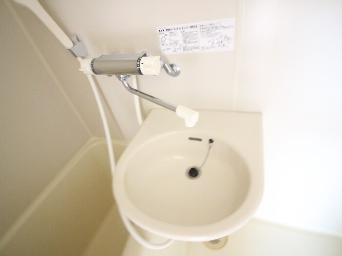 物件内観写真12　(洗面)