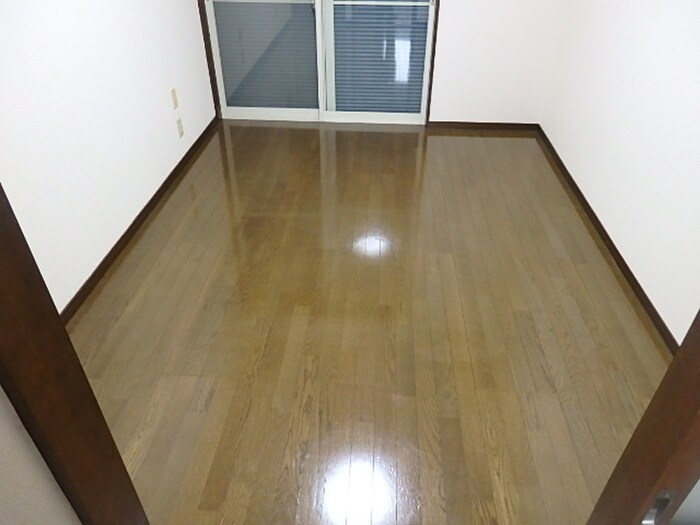 物件内観写真13　(居室)