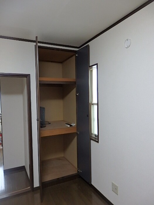 物件内観写真15　(収納)