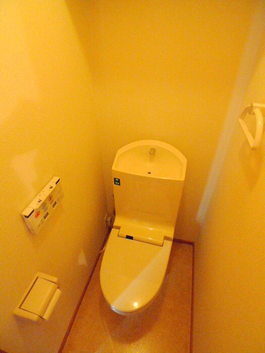 物件内観写真12　(トイレ)