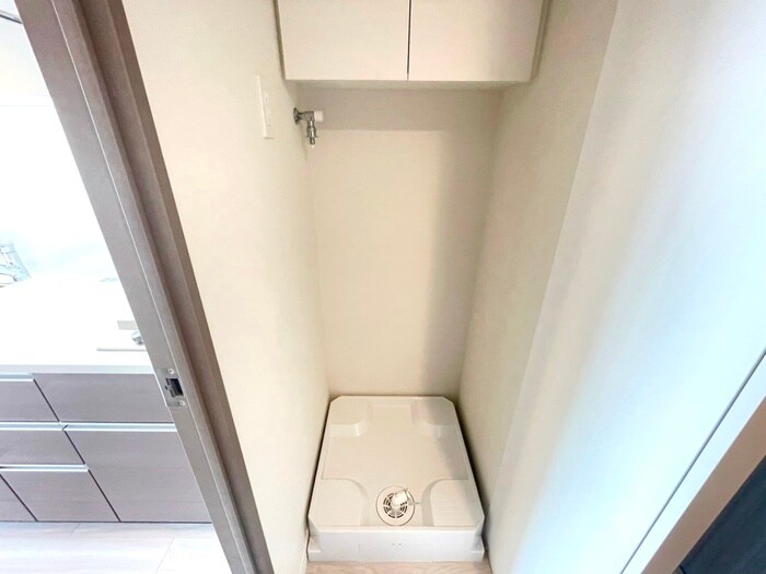 物件内観写真8　(洗濯機置場)