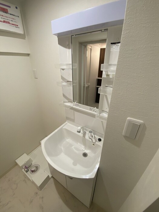 物件内観写真13　(洗面)