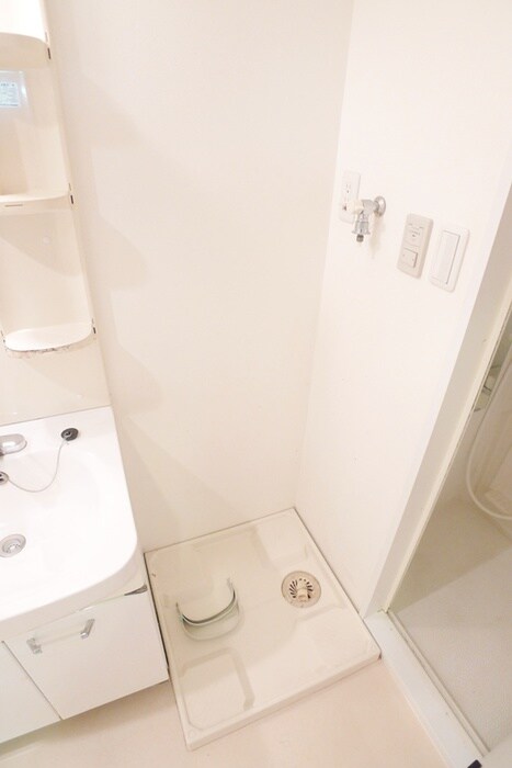 物件内観写真15　(洗濯機置場)