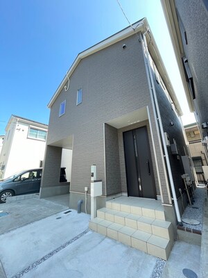 代官町貸家外観写真
