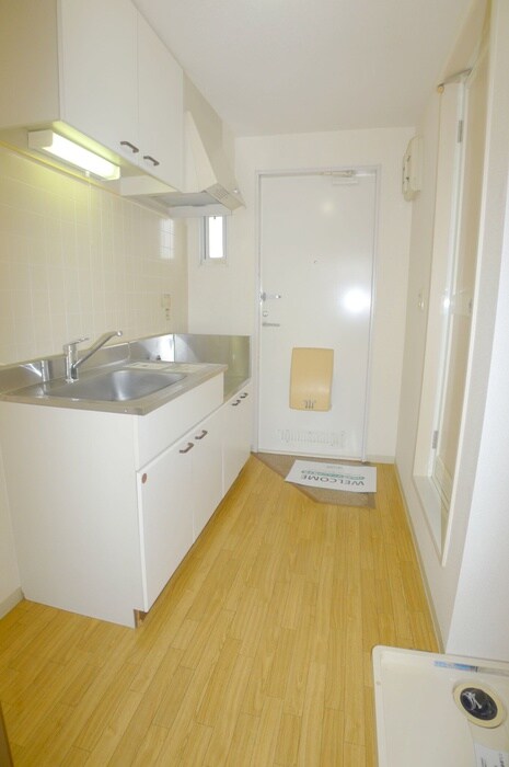 物件内観写真19　(廊下)