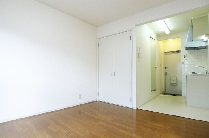 物件内観写真10　(居室)