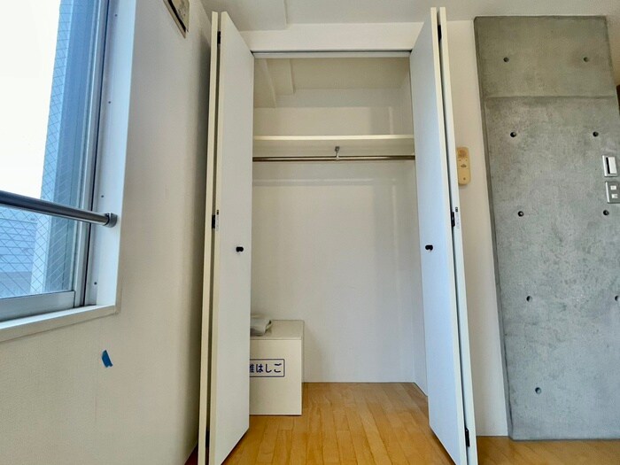物件内観写真11　(収納)