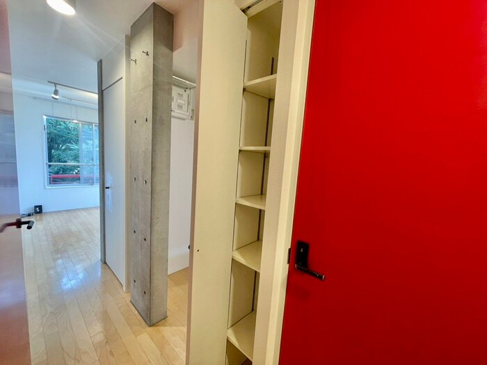 物件内観写真16　(収納)