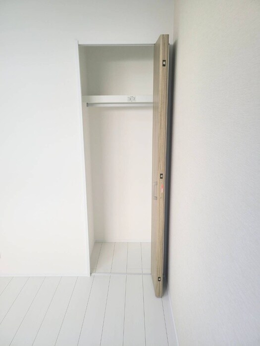 物件内観写真13　(収納)