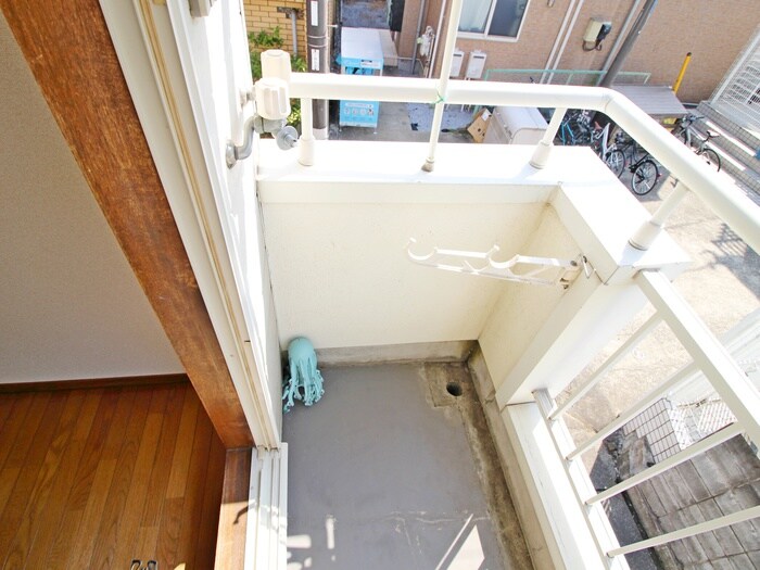 物件内観写真18　(洗濯機置場)