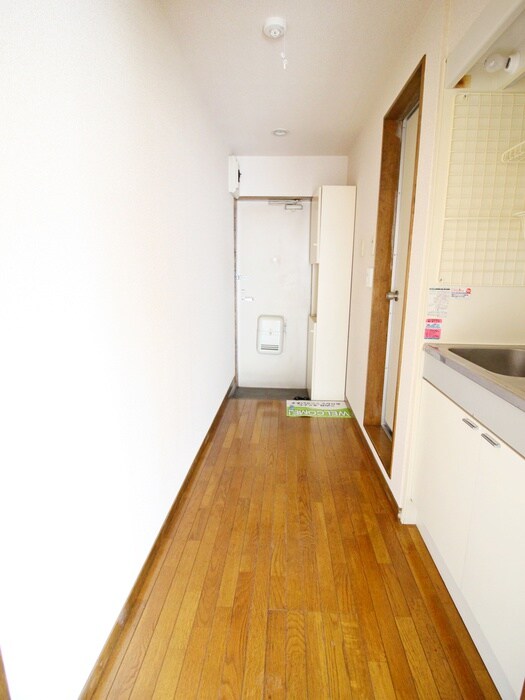 物件内観写真20　(廊下)