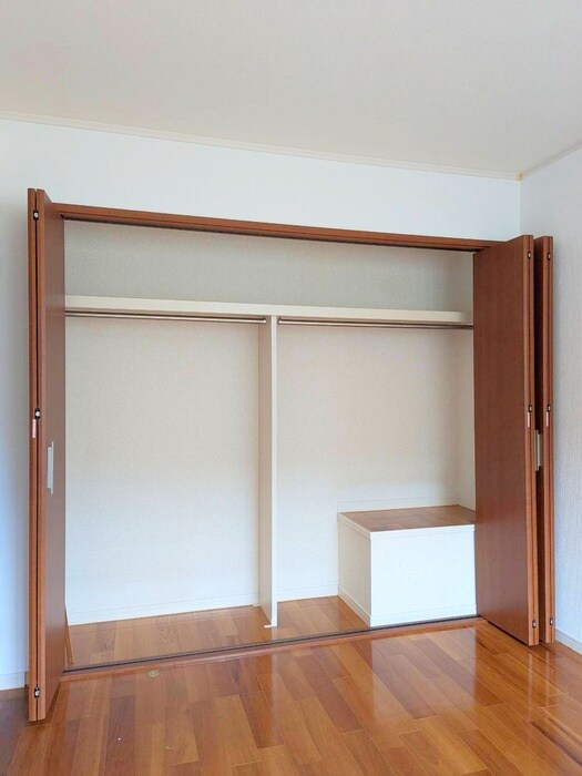 物件内観写真10　(収納)