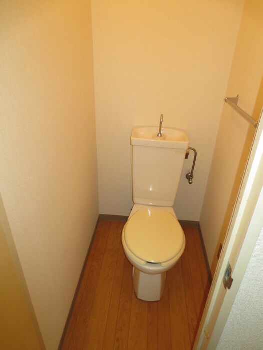 物件内観写真16　(トイレ)