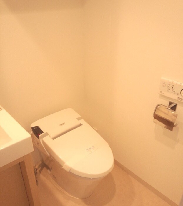 物件内観写真9　(トイレ)