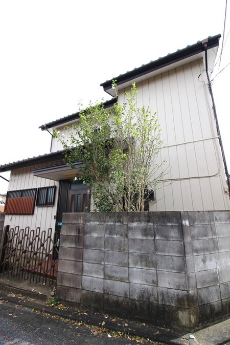 星野様方貸家外観写真