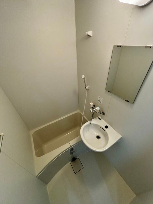 物件内観写真13　(洗面)