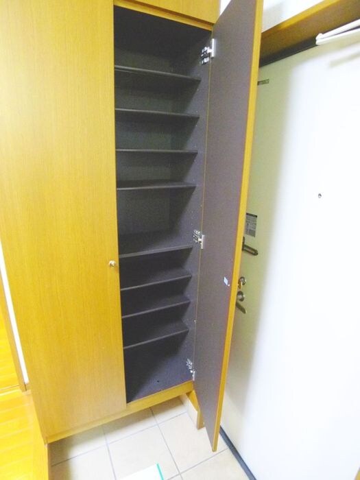 物件内観写真16　(靴箱)
