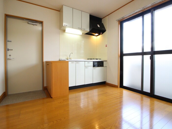 物件内観写真8　(居室)