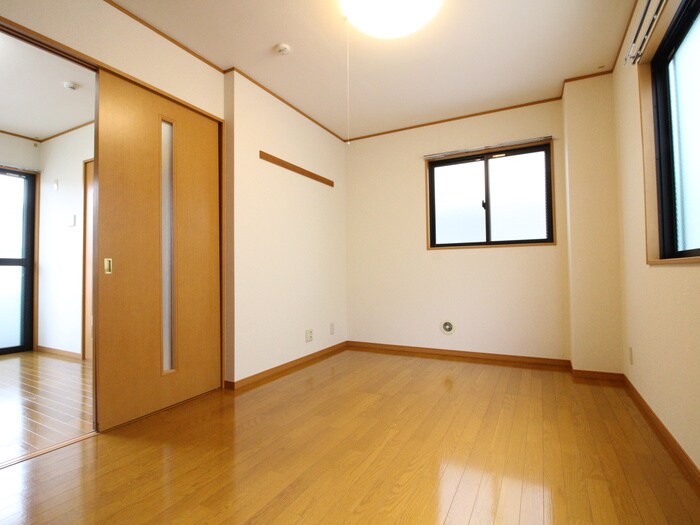 物件内観写真11　(居室)