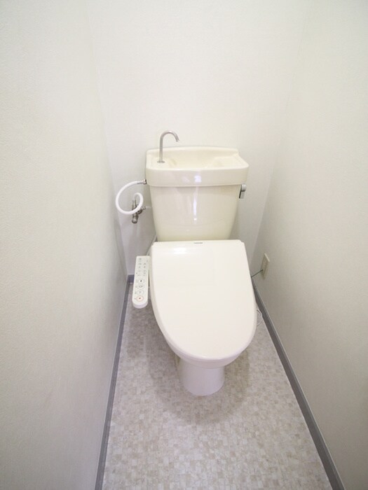 物件内観写真11　(トイレ)