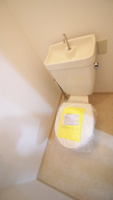 物件内観写真11　(トイレ)