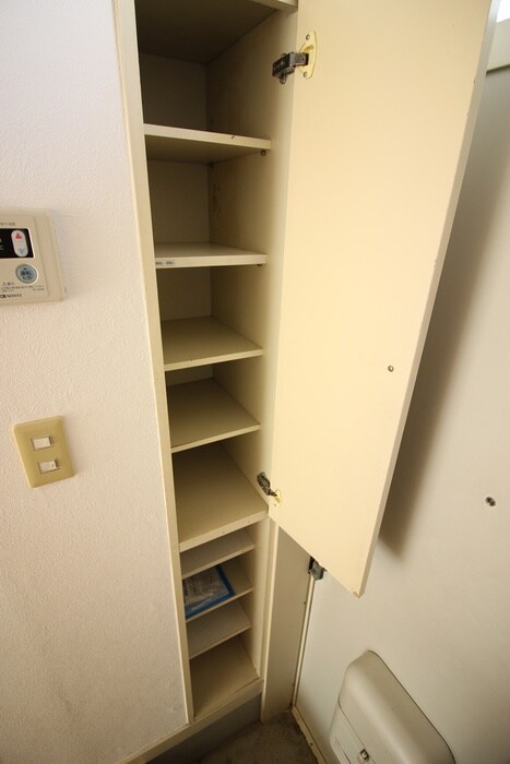 物件内観写真16　(靴箱)