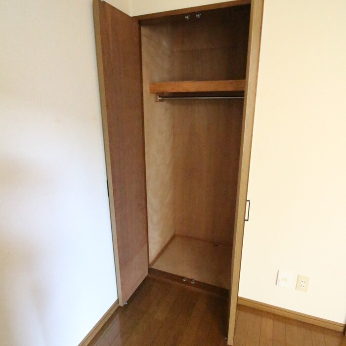 物件内観写真11　(収納)