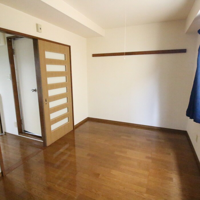 物件内観写真12　(居室)