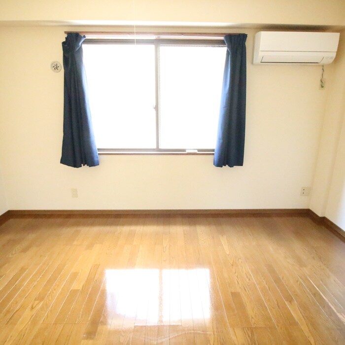 物件内観写真13　(居室)