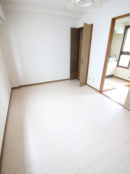 物件内観写真14　(居室)