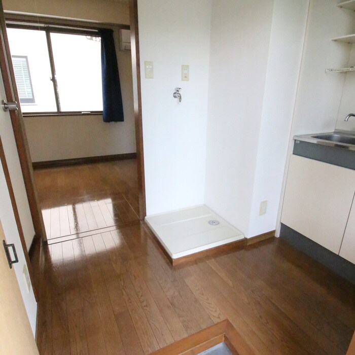 物件内観写真17　(廊下)