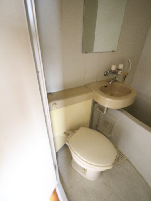 物件内観写真18　(トイレ)