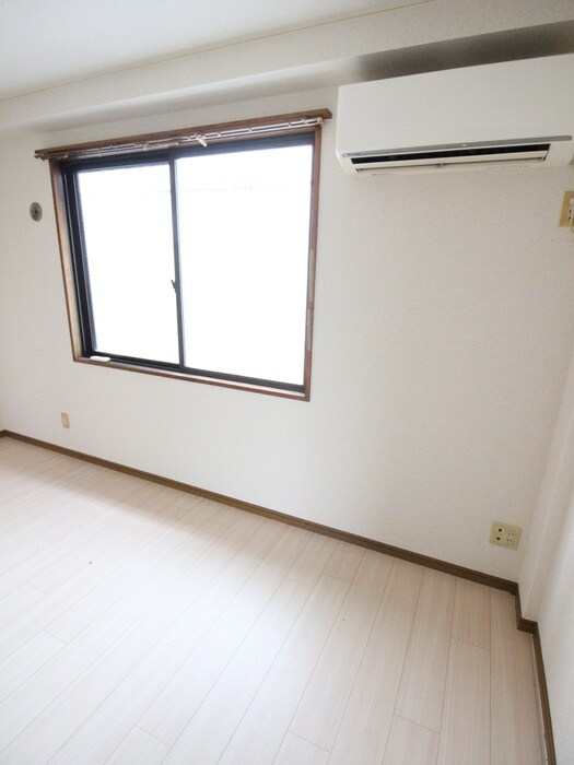 物件内観写真21　(居室)