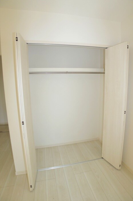 物件内観写真10　(収納)