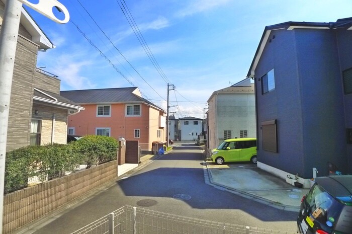 物件内観写真17　(室内からの展望)