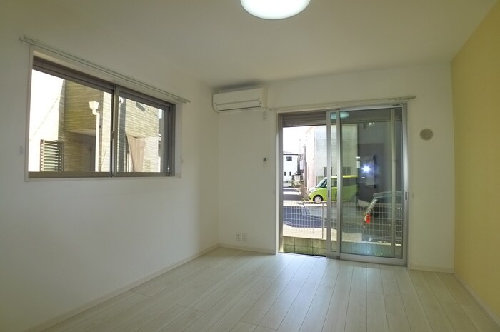 物件内観写真18　(居室)