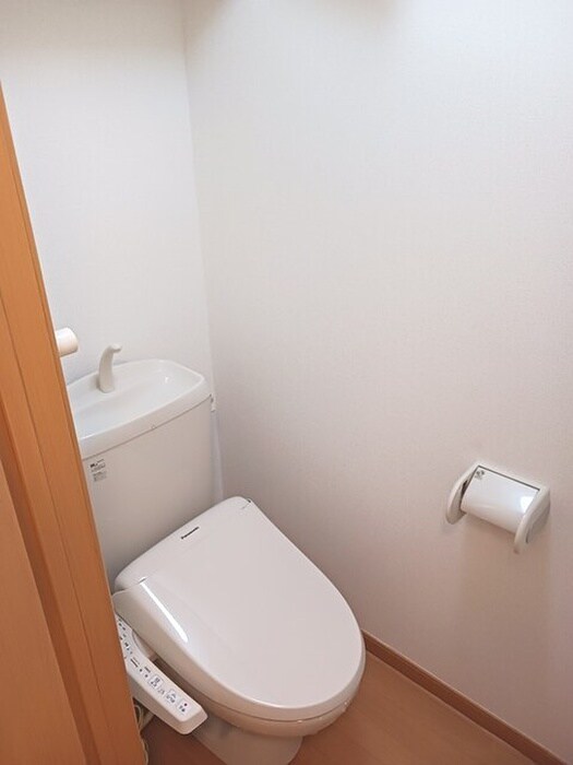 物件内観写真7　(トイレ)