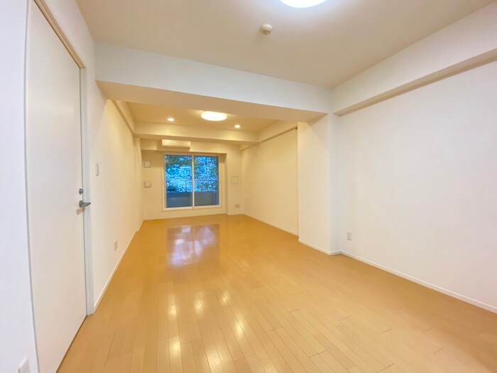 物件内観写真4　(居室)