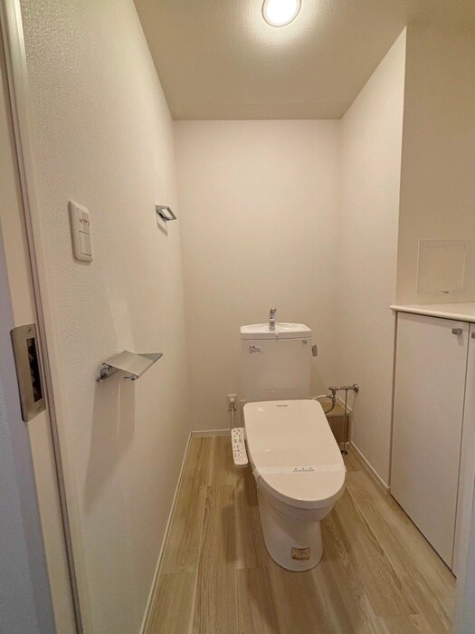 物件内観写真12　(トイレ)