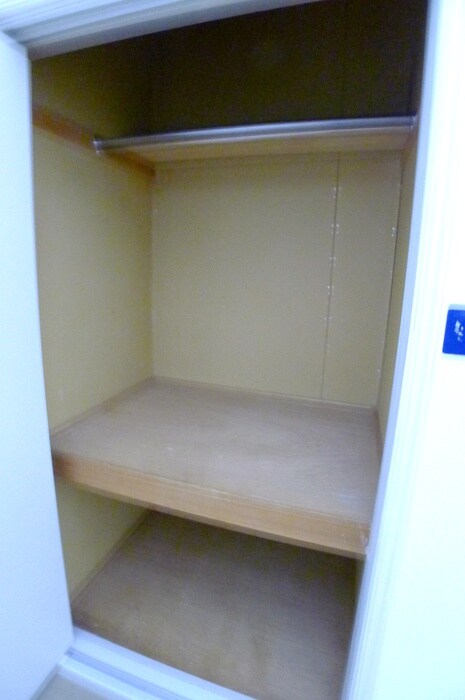 物件内観写真10　(収納)