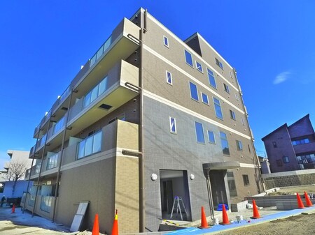 ダイヤモンドクレスト中新宿外観写真