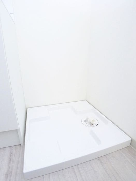 物件内観写真20　(洗濯機置場)